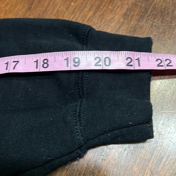 TLC Black Gildan Heavy Blend Crew Neck Sweatshirt Sz M GUC - Picture 10 of 11